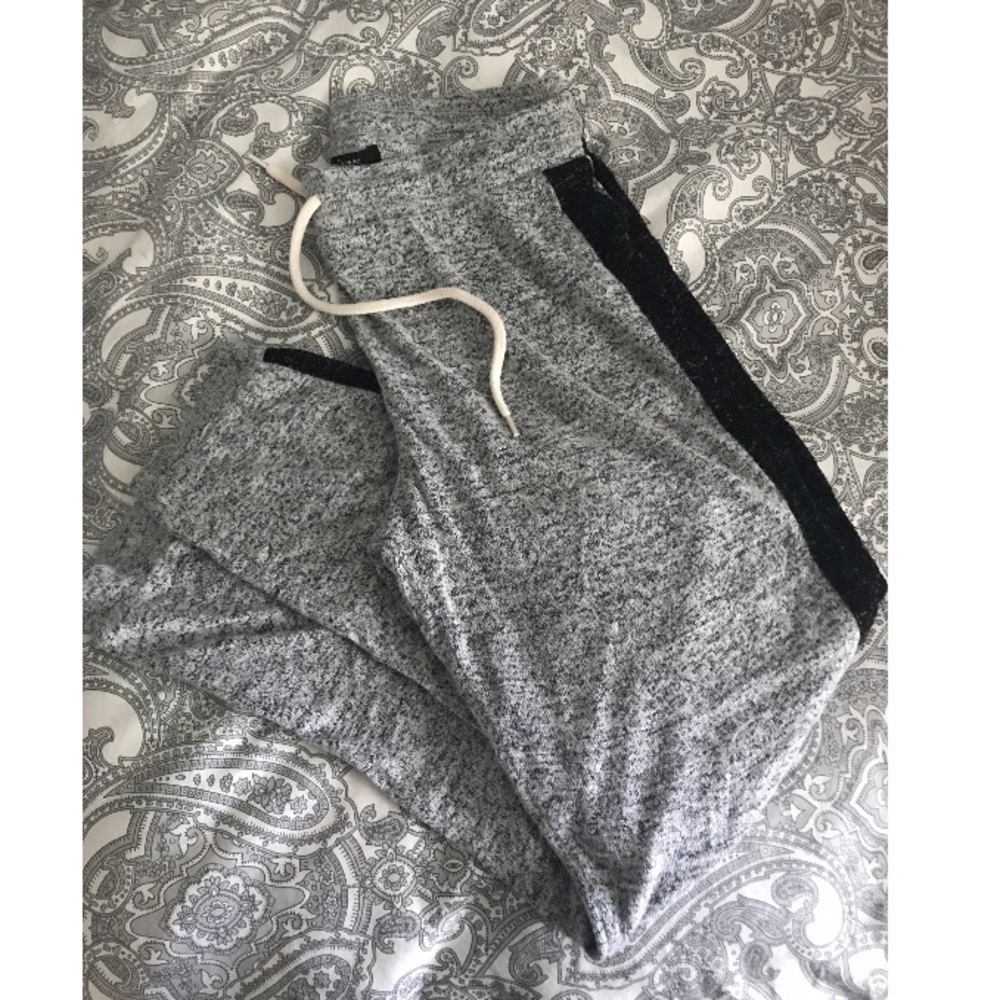 Sweat pants
